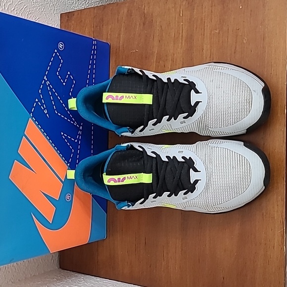 Nike Air Max Alpha Trainer 5 Platinum Volt Pink Mens Trainers DM0829-005 Size 11 - Picture 3 of 17